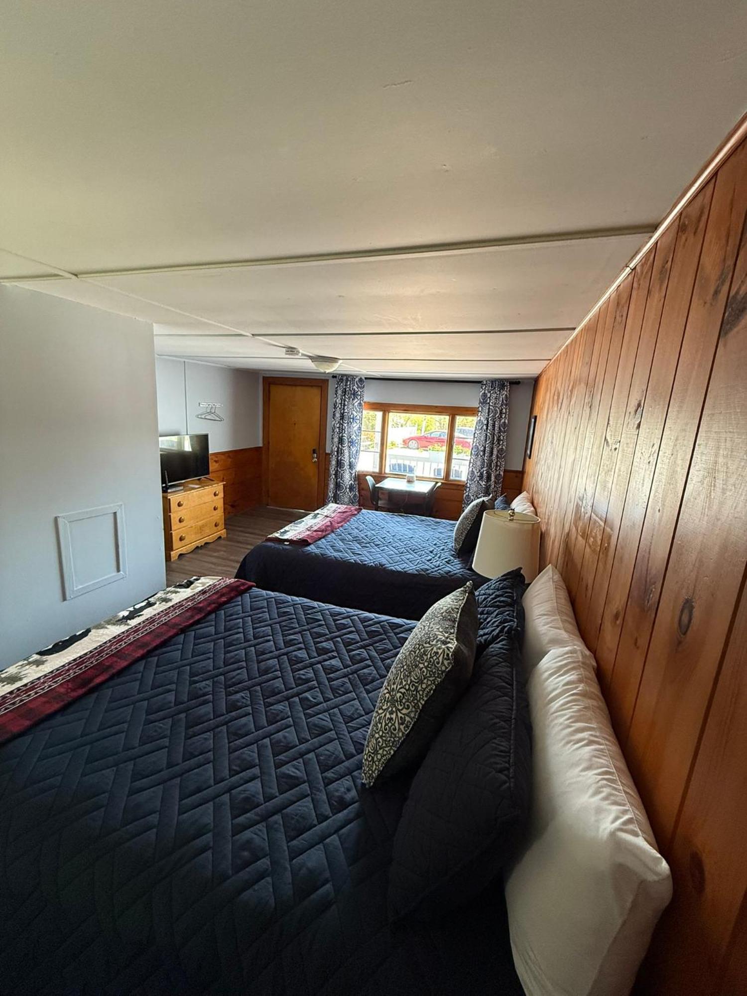 Yardarm Motel Searsport Bagian luar foto