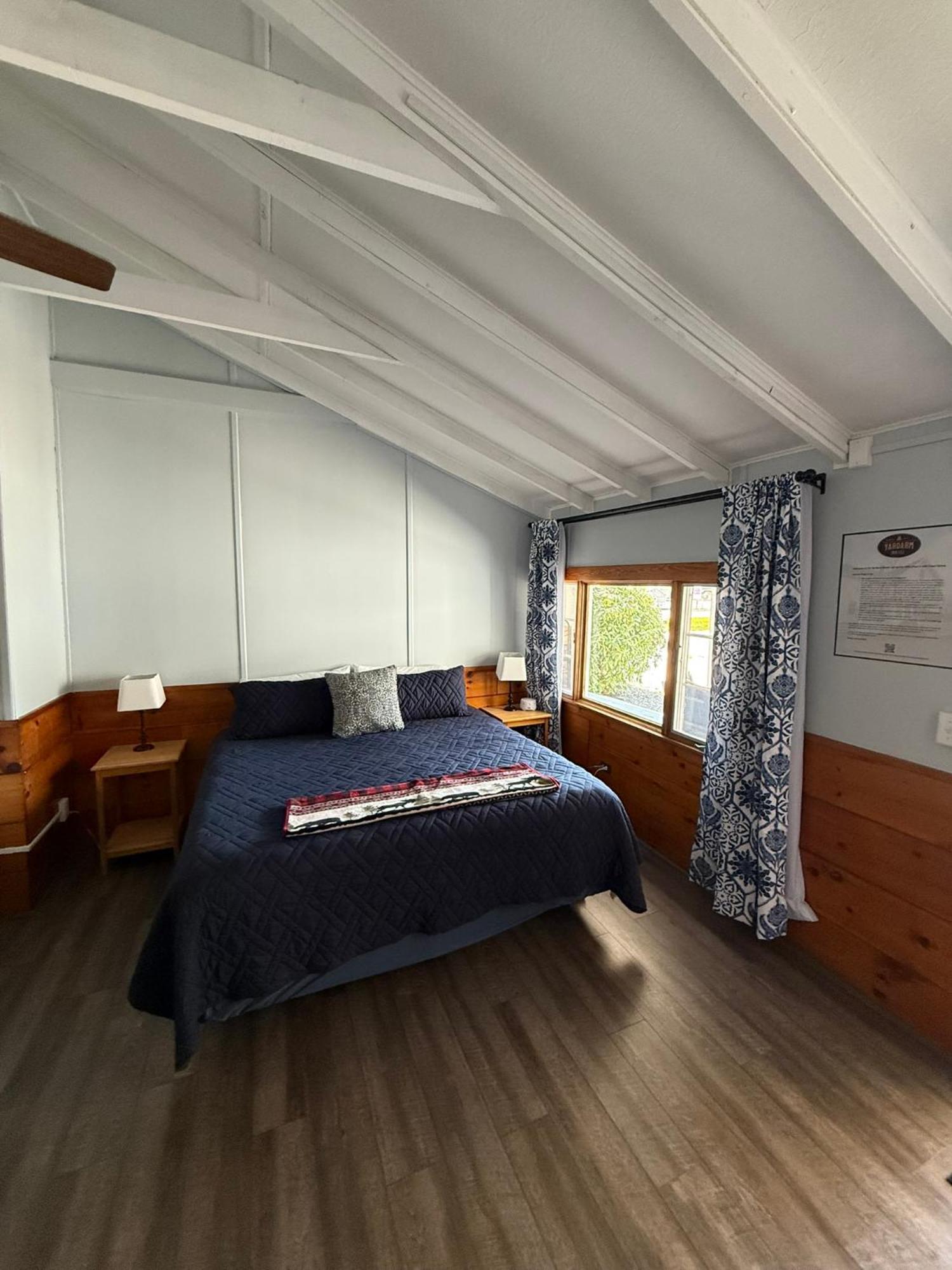 Yardarm Motel Searsport Bagian luar foto